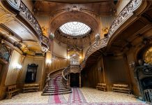 Автобусно-пішохідна оглядова екскурсія від Високого замку до Гори страт.