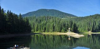 Дводенний тур до фортеці Тустань, водоспаду Шипіт та озера Синевир